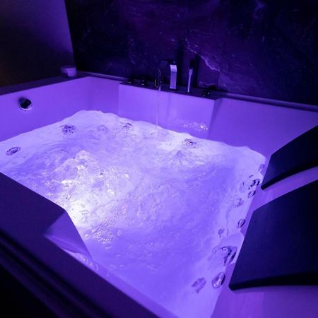 B&B Chiaro Di Luna Barletta Bagian luar foto