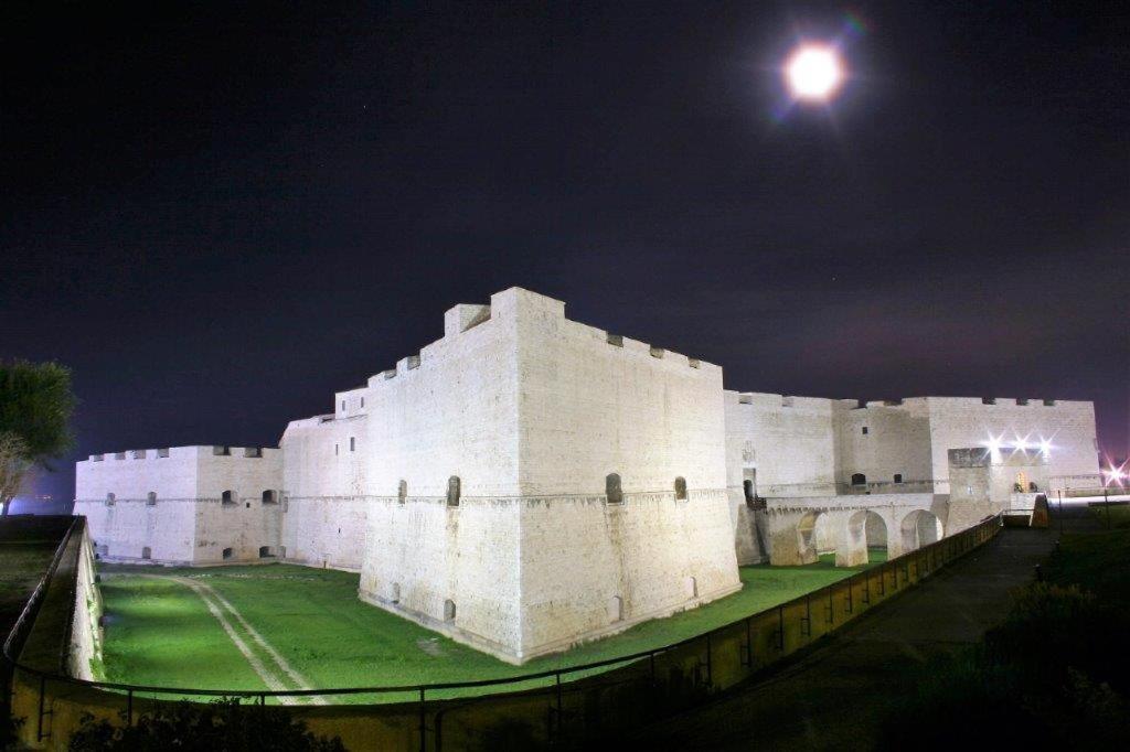 B&B Chiaro Di Luna Barletta Bagian luar foto